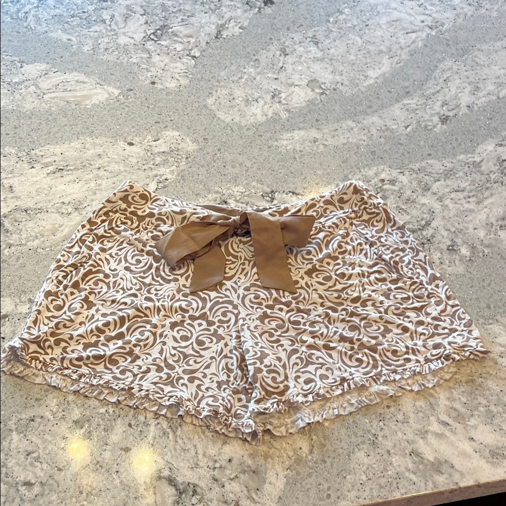 Soma Tan and Cream Swirl Shorts Size S